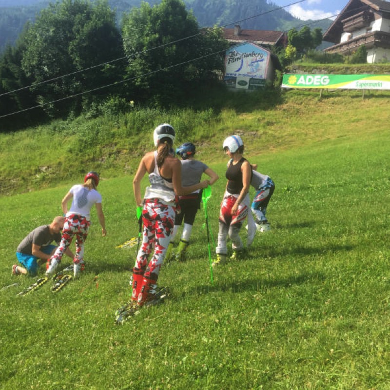 2017 B Team 01 Thumb